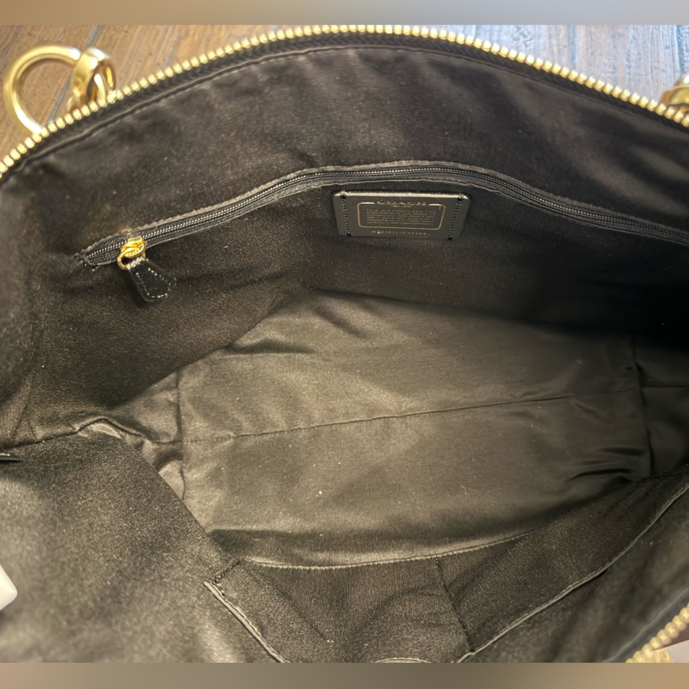 Coach Black Signature Ava Tote NWT - Picture 4 of 4
